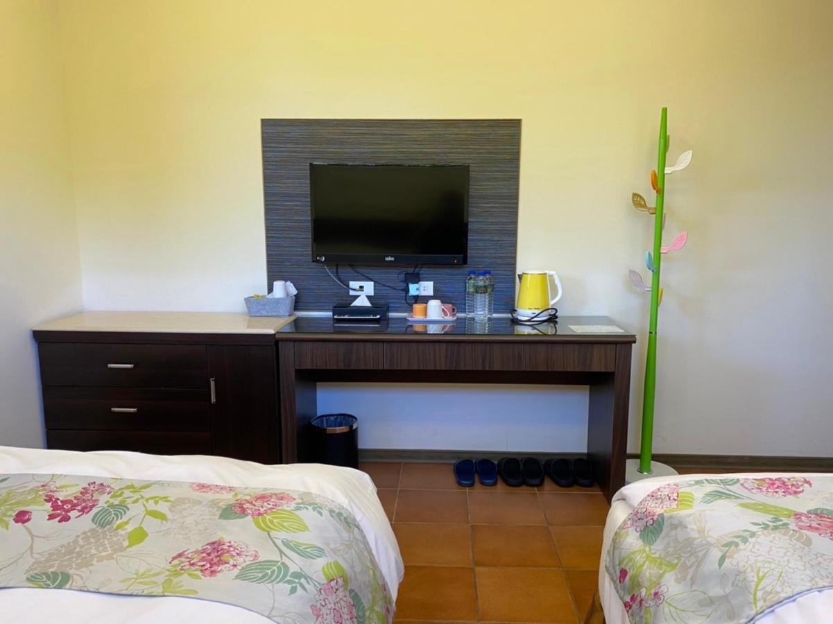 Hua Mu Xing Jing B&B Renai Εξωτερικό φωτογραφία